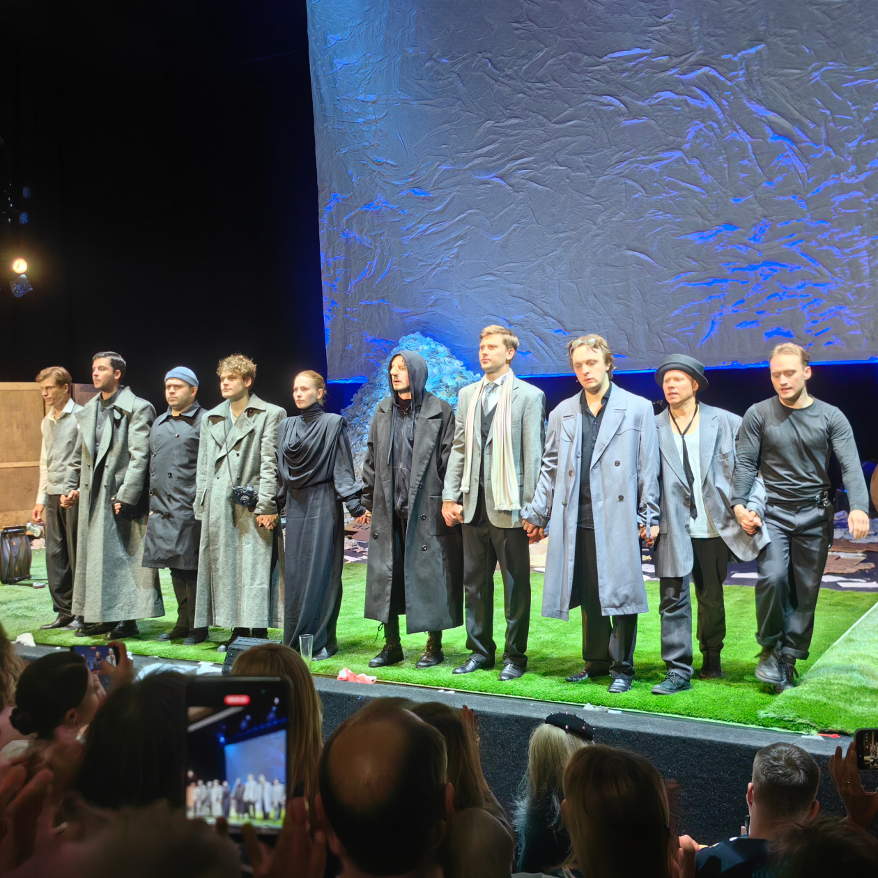 Актеры спектакля