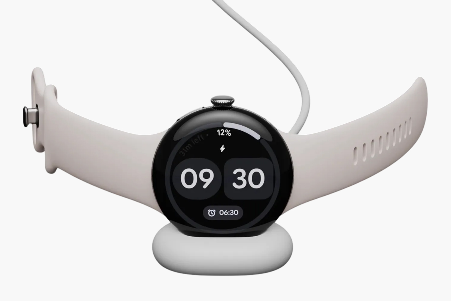 Так выглядят белые Pixel Watch 4 вместе с док-станцией