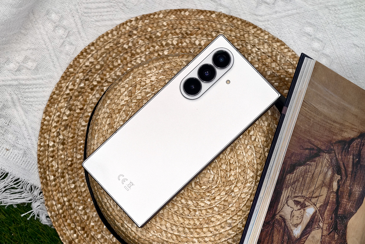 Дизайн — характерный для Samsung