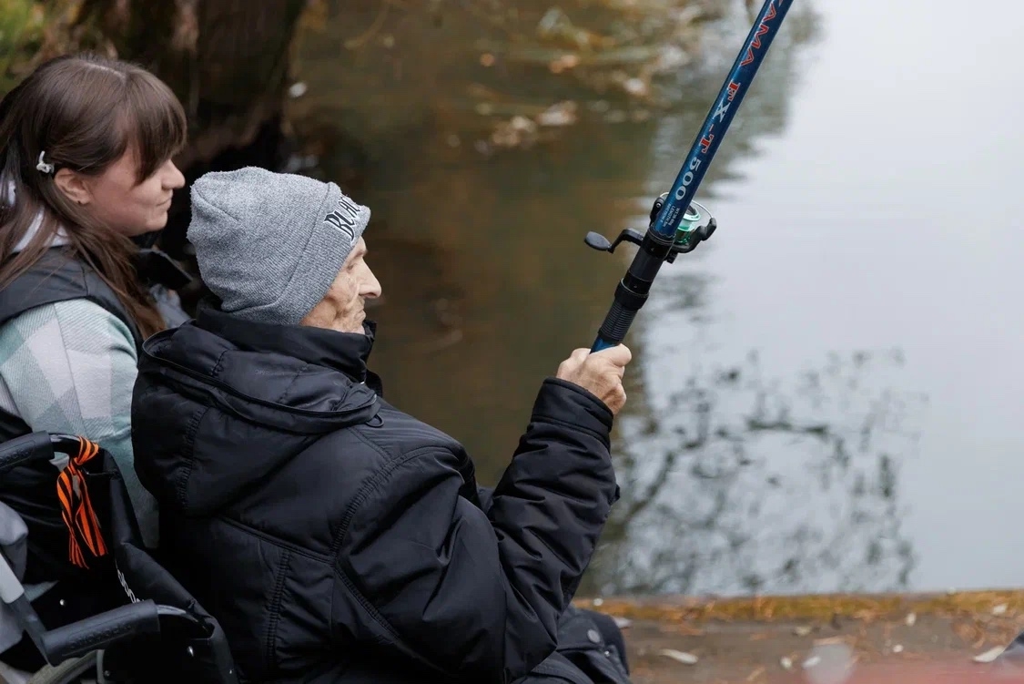 По дороге в хоспис машина проезжала через реку Сара в Поречье-Рыбном. И Владимир Николаевич, глядя в окно, прошептал то, что, наверное, было его самой простой и самой несбыточной мечтой: «Вот бы порыбачить»