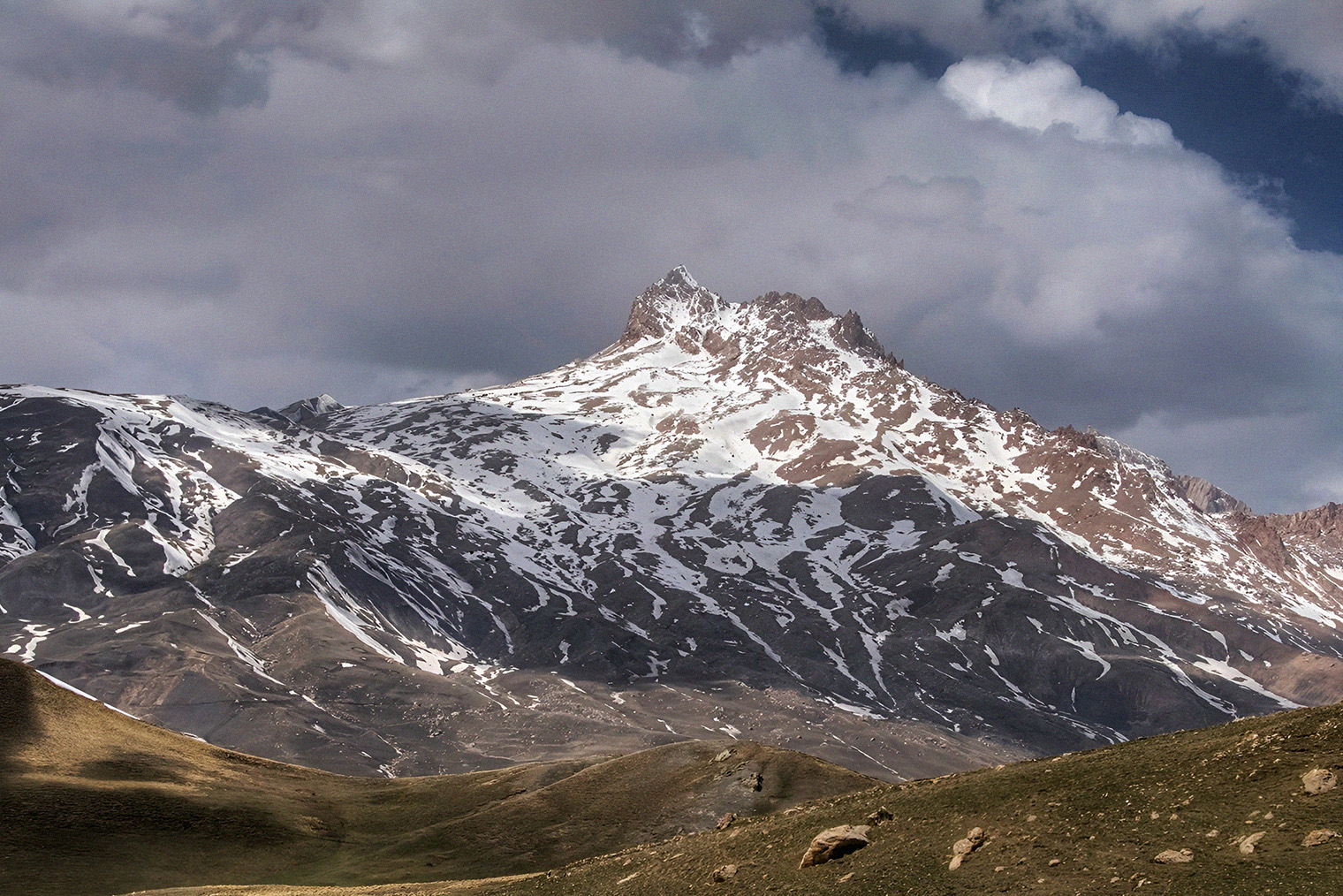 Гора Шалбуздаг. Фотография: Ilias Hadji / Wikipedia