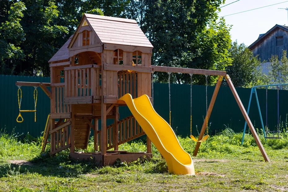Как добиться строительства детской площадки в вашем дворе