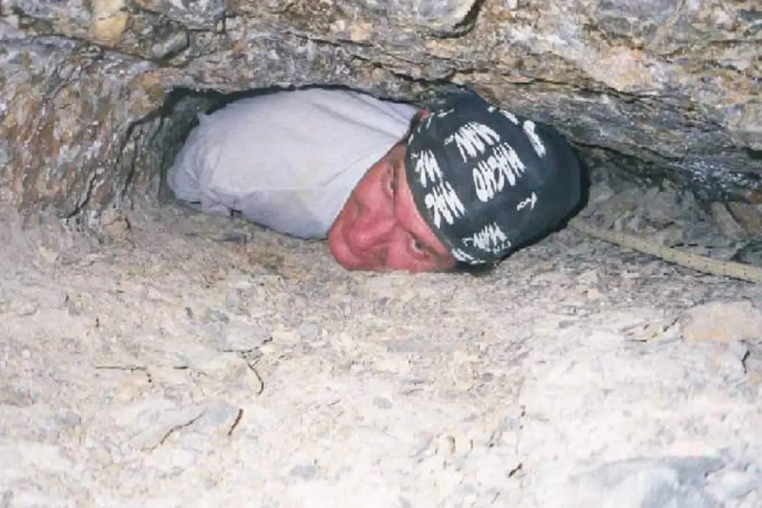 Оригинальная крипипаста — одна из первых популярных ARG в интернете. © Ted’s Caving Page