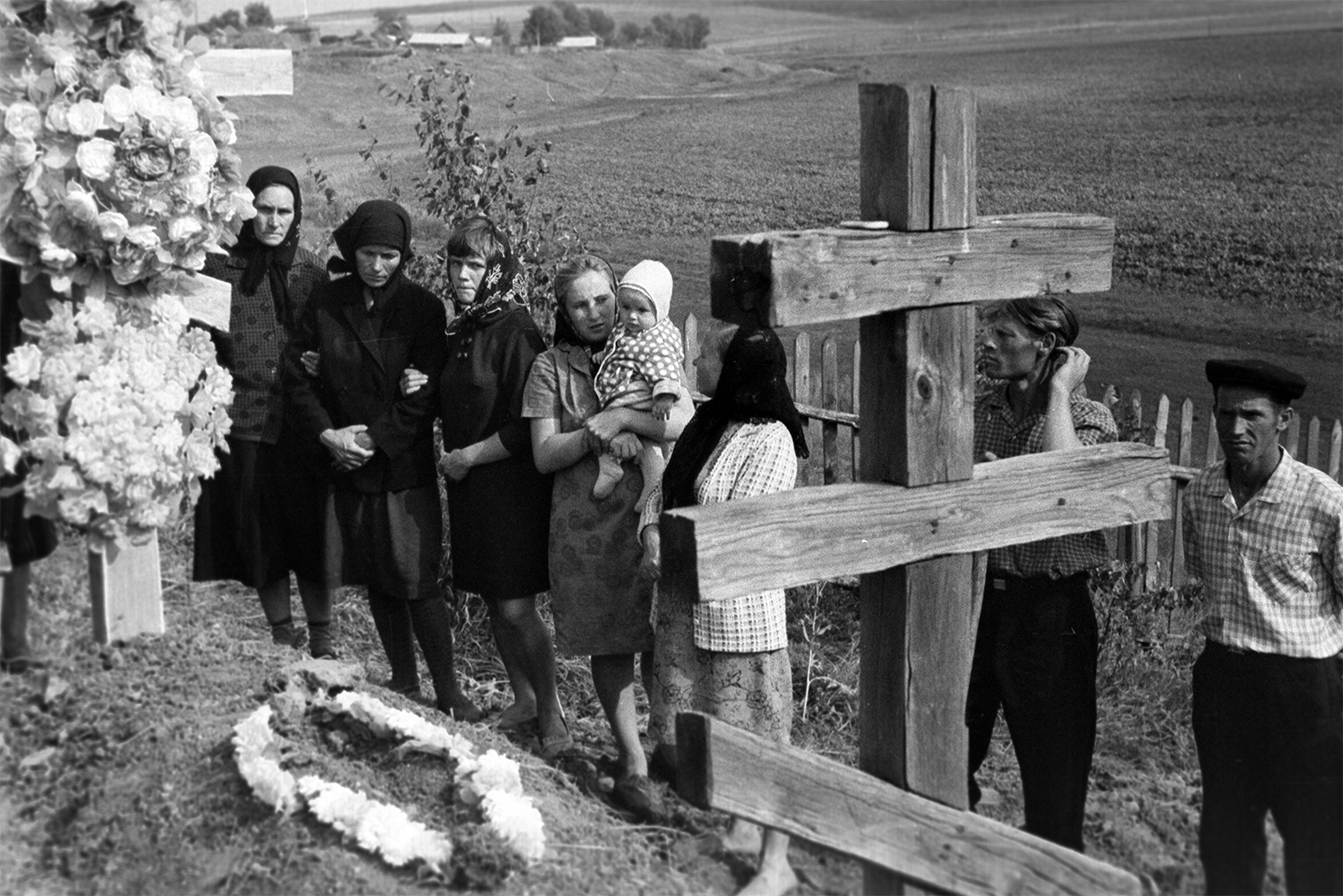 Сороковой день. Горьковская область, 1971 год. © Фотоархив Ю. А. Галева. АНО «Пропповский центр: гуманитарные исследования в области традиционной культуры», Санкт-Петербург