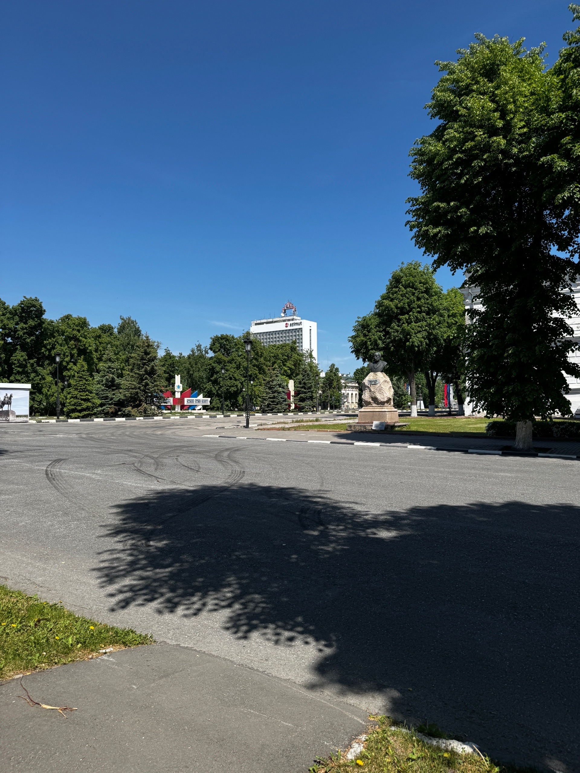 Так сейчас выглядит бывший Венец, нынешний Азимут