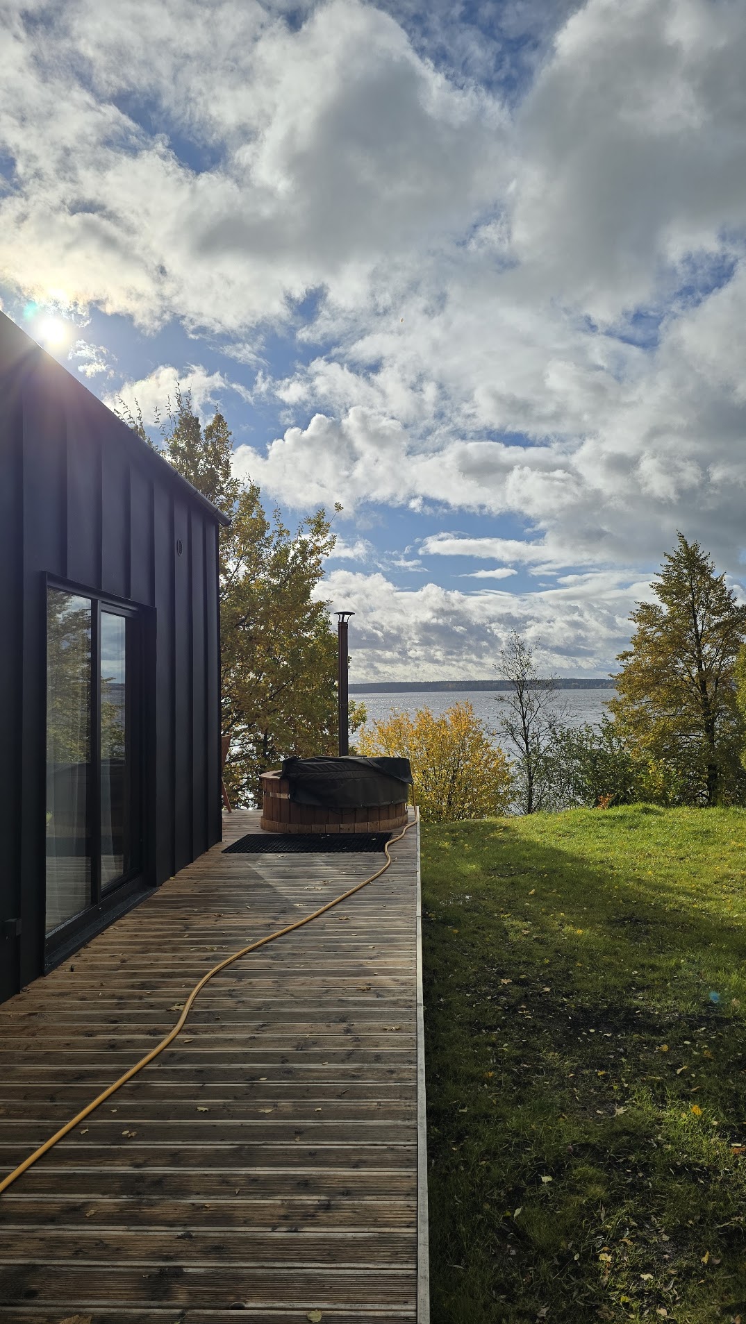 Дворовая территория