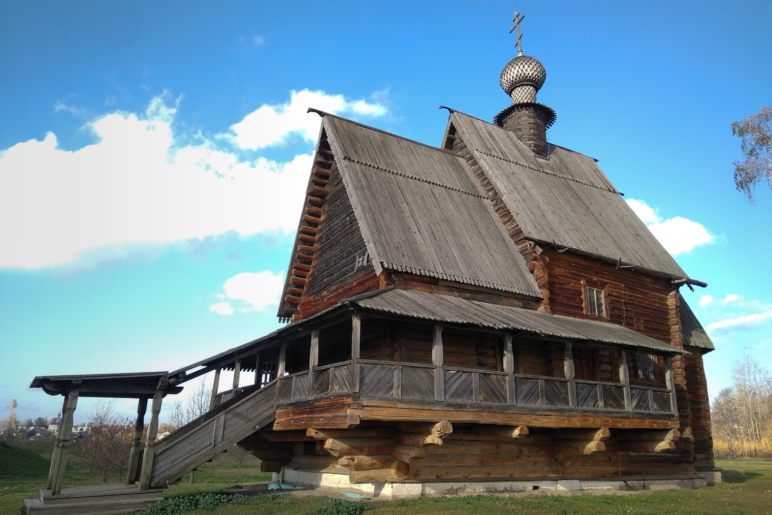 Деревянная Никольская церковь из села Глотово, середина 18 века