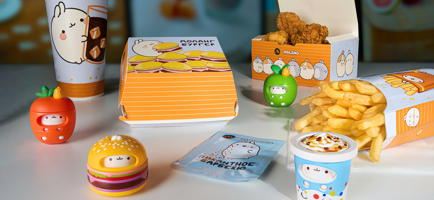«Вкусно — и точка» запустит коллаборацию с Molang: в меню добавят малиновые медальоны и бургер с лиловым сыром