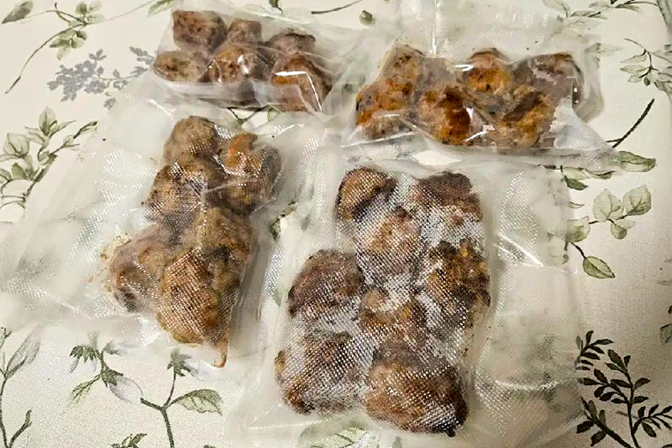 Заготовили котлеты для заморозки