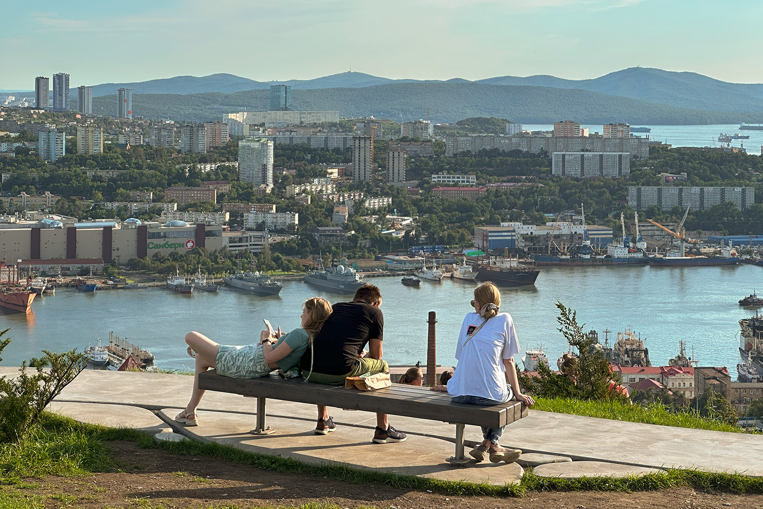 Владивосток — не просто порт, а военный порт