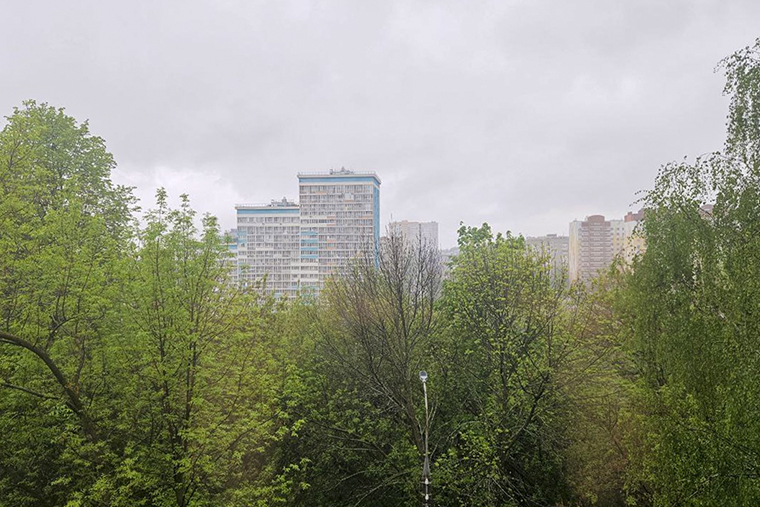 За окном серо и уныло — наверное, это тоже влияет на работоспособность