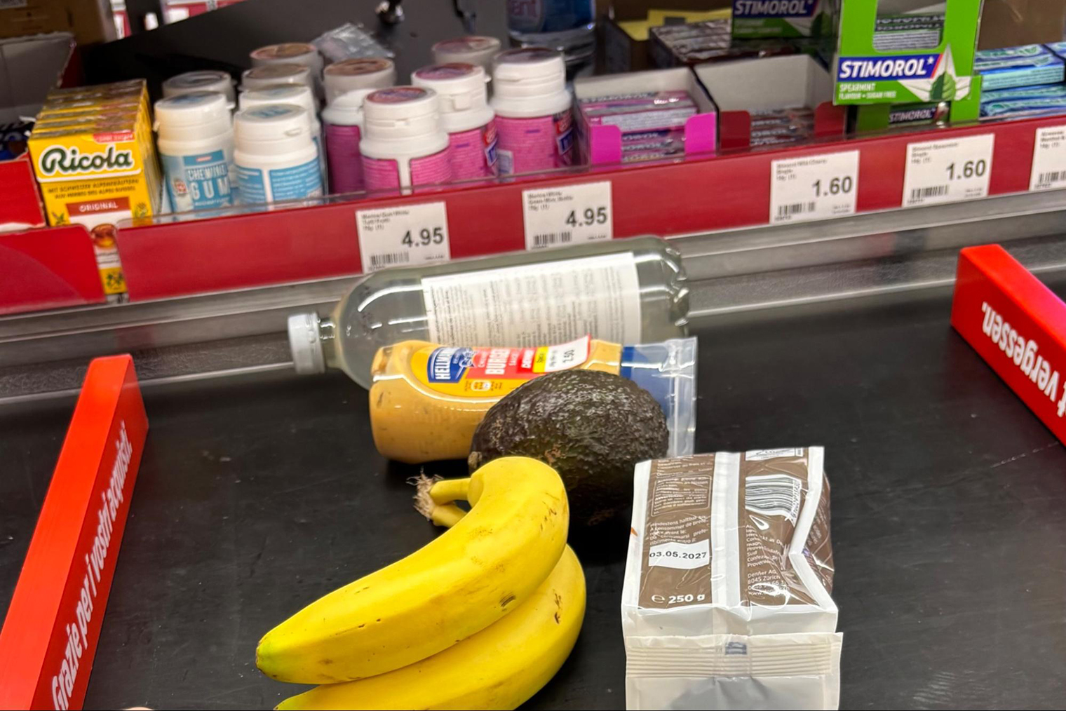 Покупаем немного продуктов