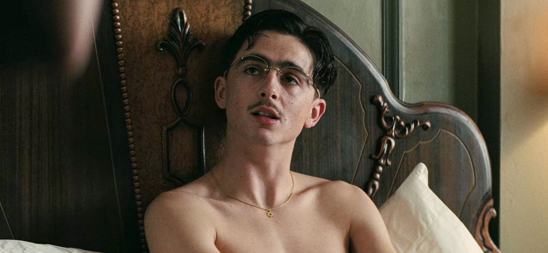 В российских онлайн-кинотеатрах вышел «Марти Великолеп­ный» с Тимоти Шаламе