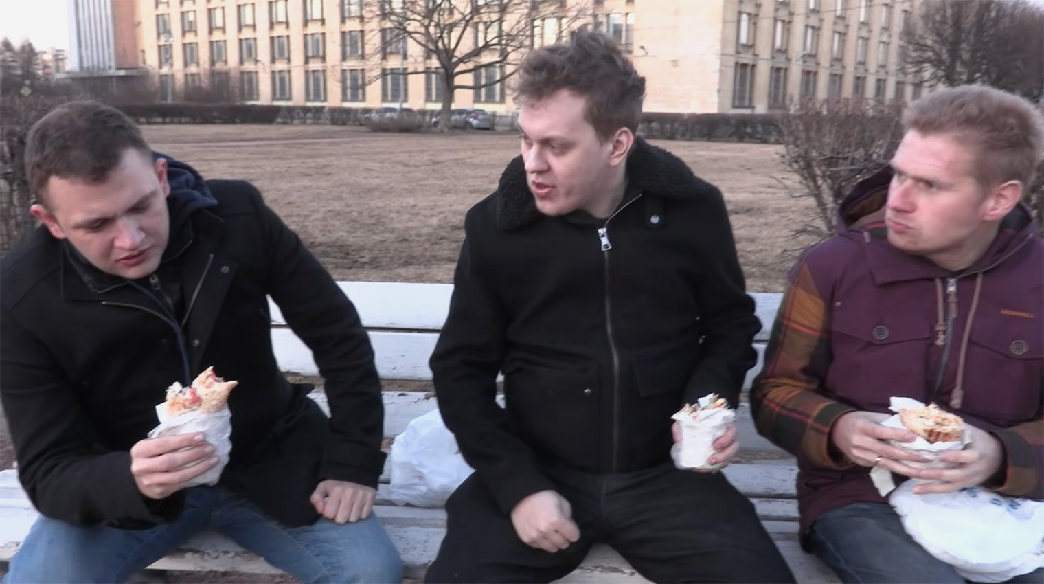 Легендарное трио «Шавермы-патруля»: Кузьма, Юрий Хованский и Максим Богачев. Последнее видео с этим составом вышло в 2018 году, с тех пор вместе они не собирались. © YouTube