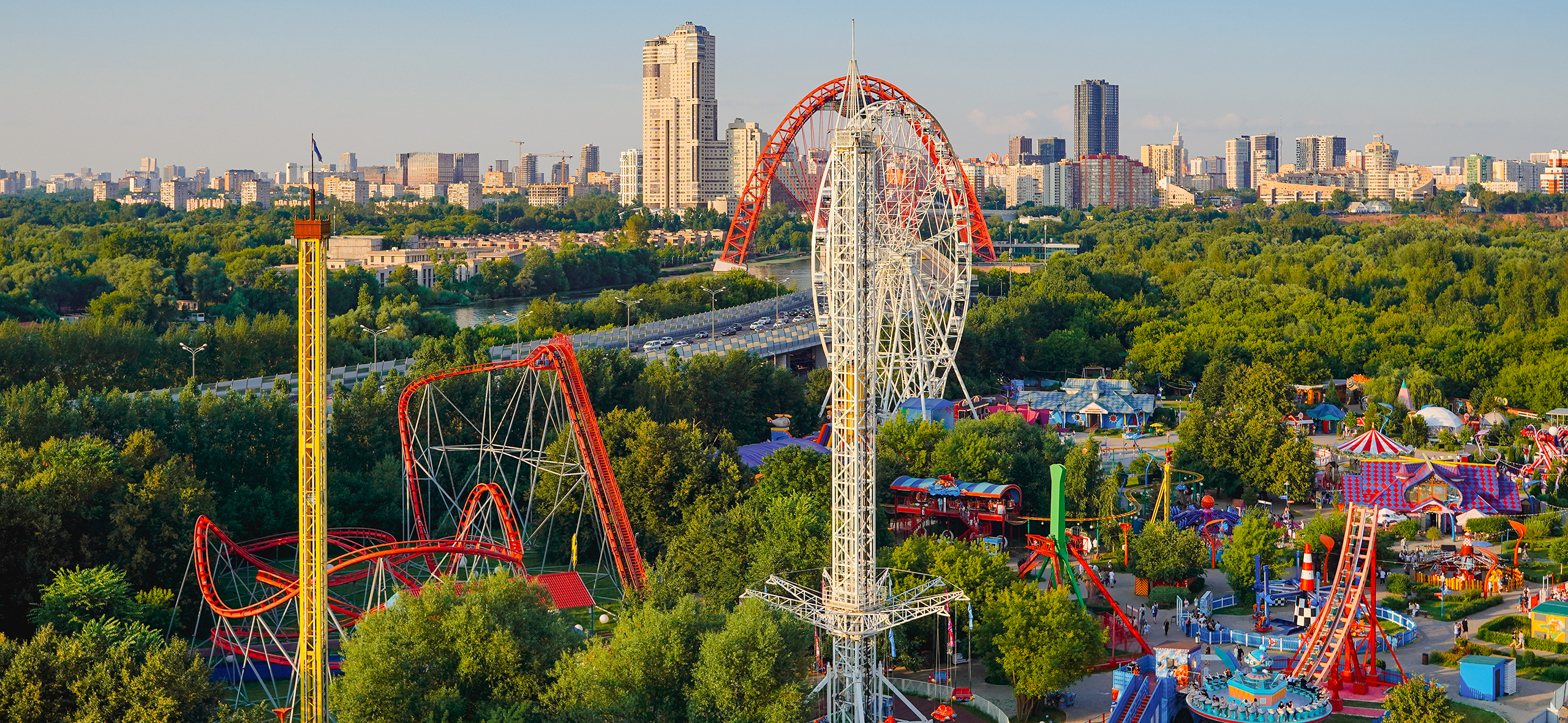 «Сказка»: стоит ли​ идти в «самый нашумевший парк аттракционов» в Москве?