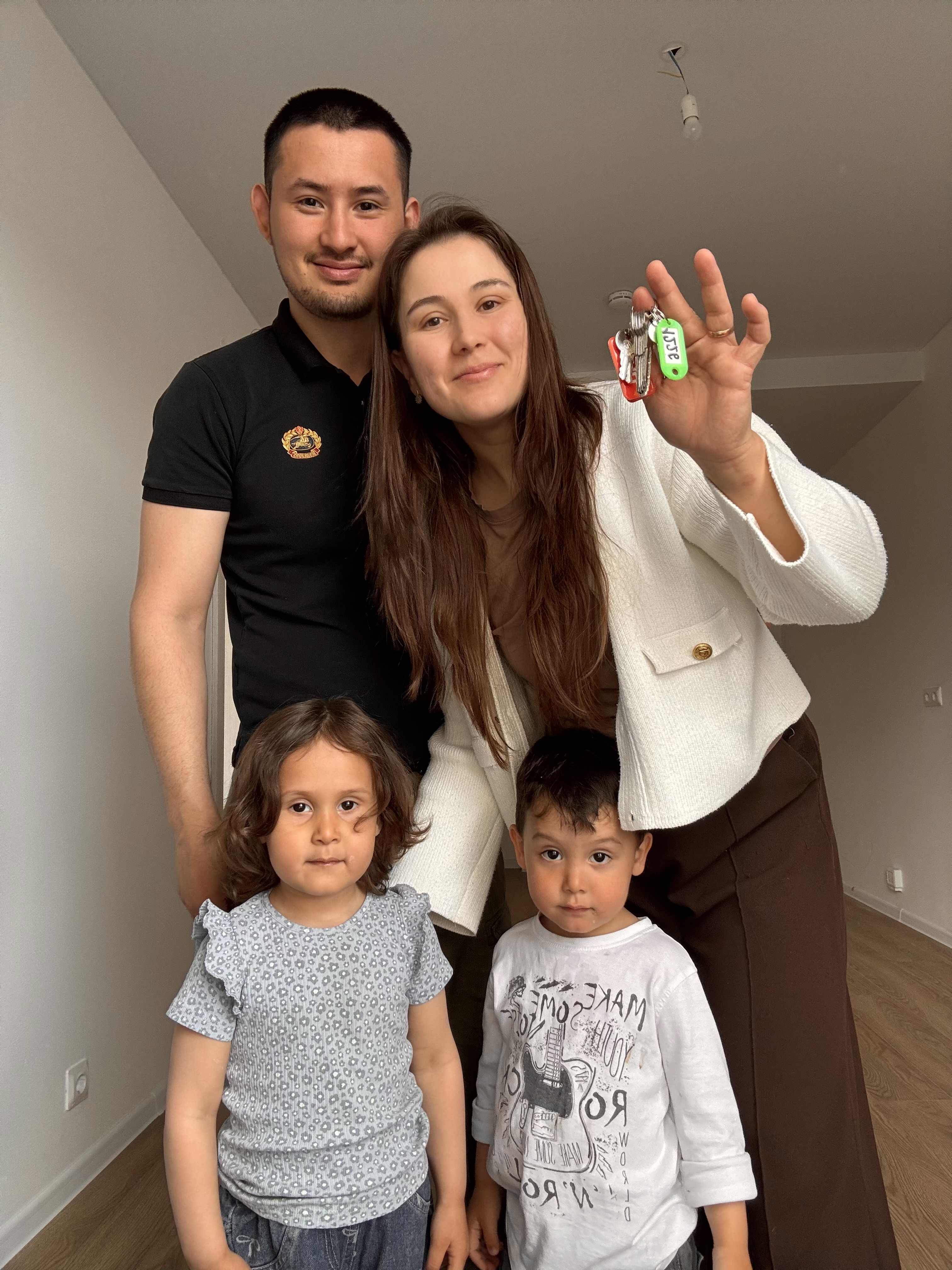 Заселяемся в нашу студию