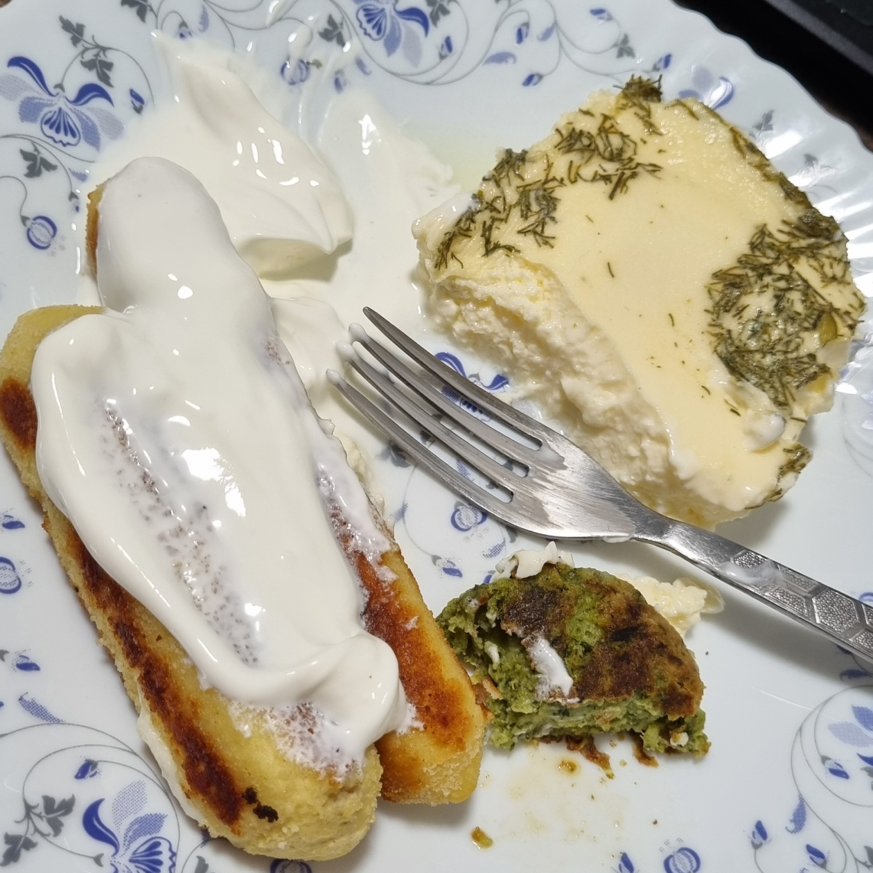 Завтракаю