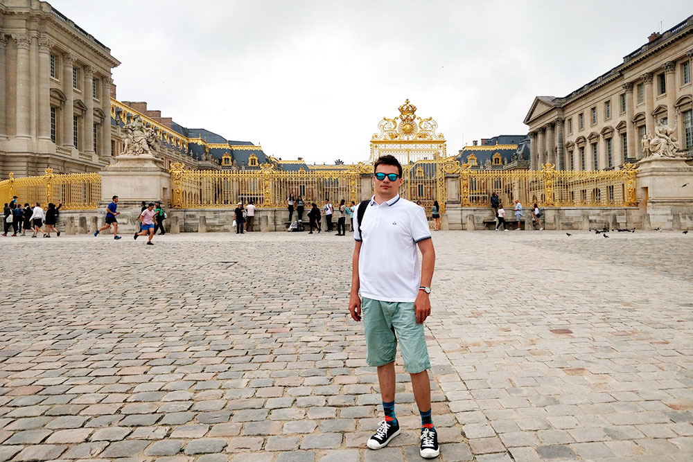 Я у ворот Версальского дворца