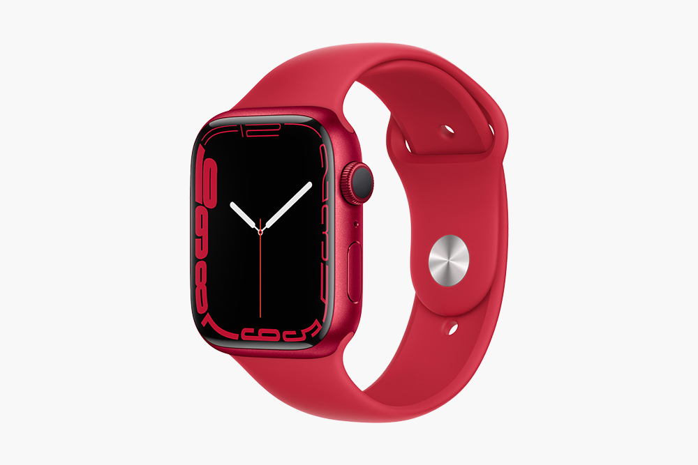 Apple воспользовалась увеличением полезной площади экрана и оптимизировала интерфейс часов — в Apple Watch Series 7 появятся два новых циферблата и QWERTY⁠-⁠клавиатура