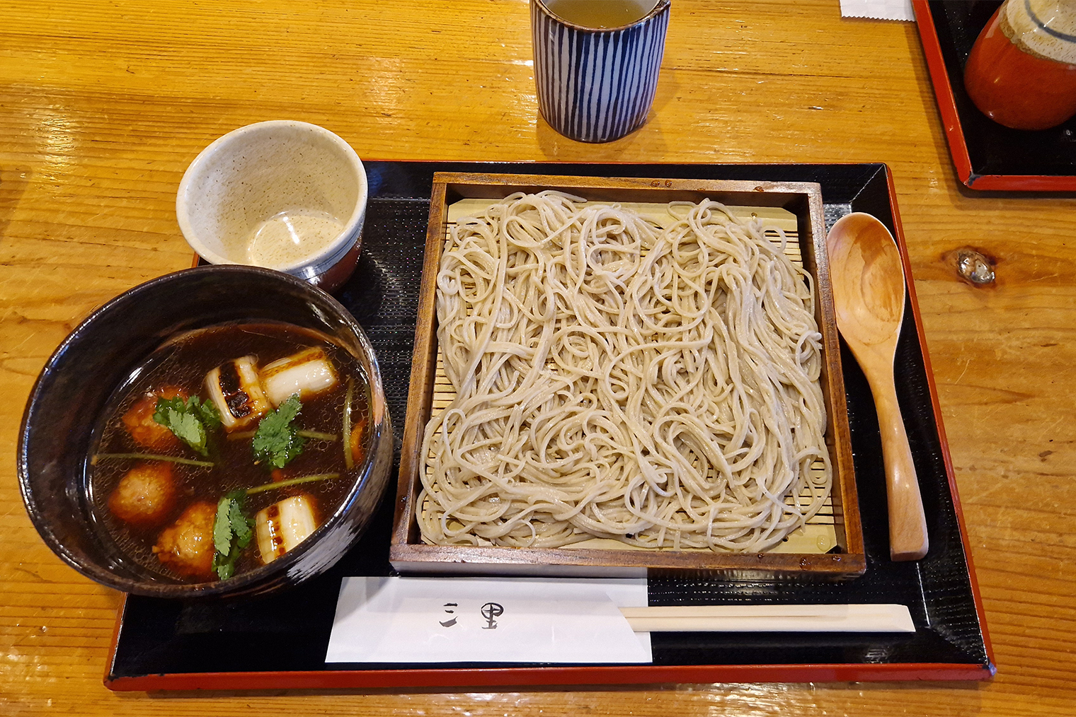 В Японии едят гречневую лапшу соба 31 декабря, чтобы попрощаться с прошедшим годом и поприветствовать наступающий