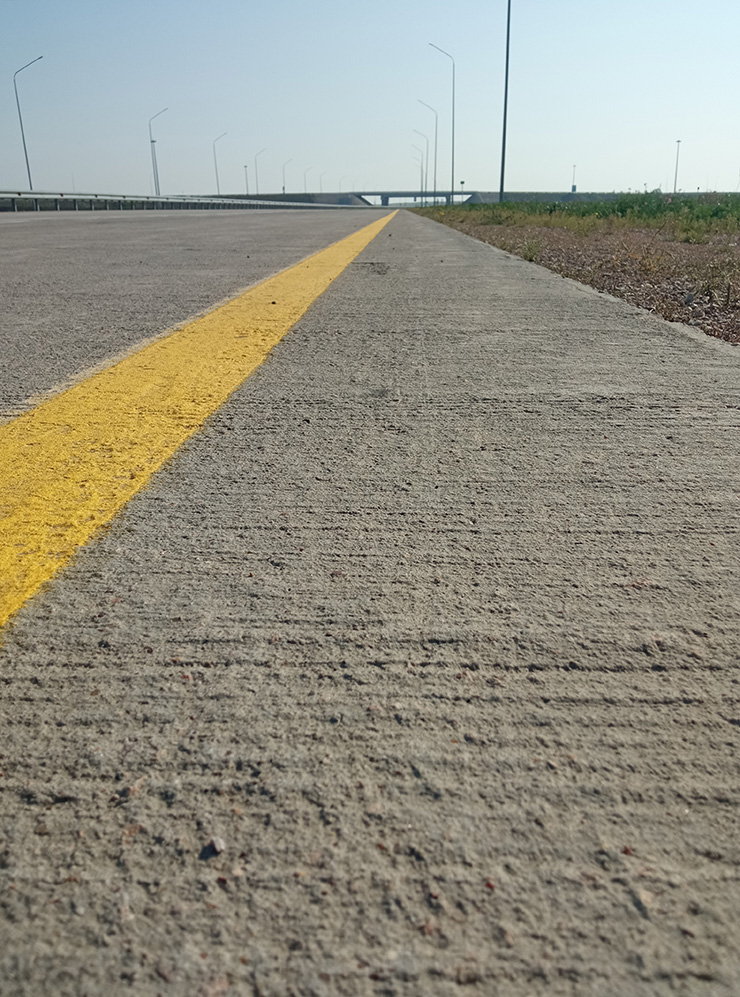 Автомагистрали в Казахстане строят из железобетона