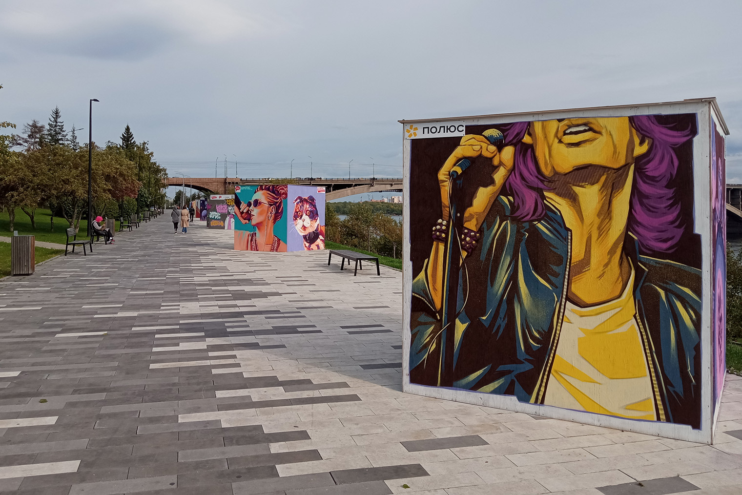 Выставка граффити на набережной