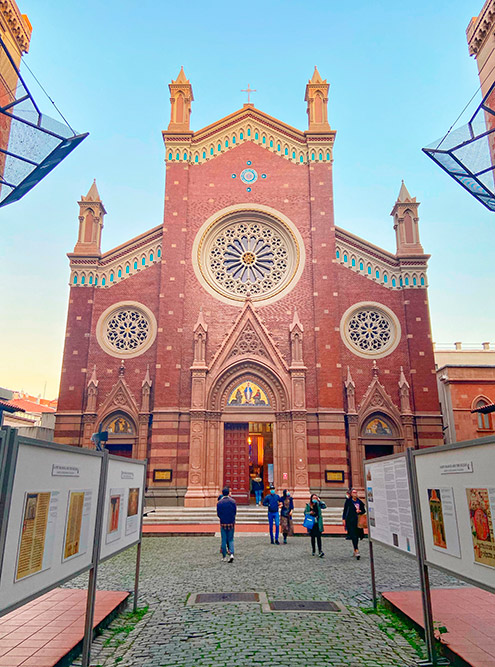 Малая базилика святого Антония Падуанского в Стамбуле — памятник древнего христианского зодчества