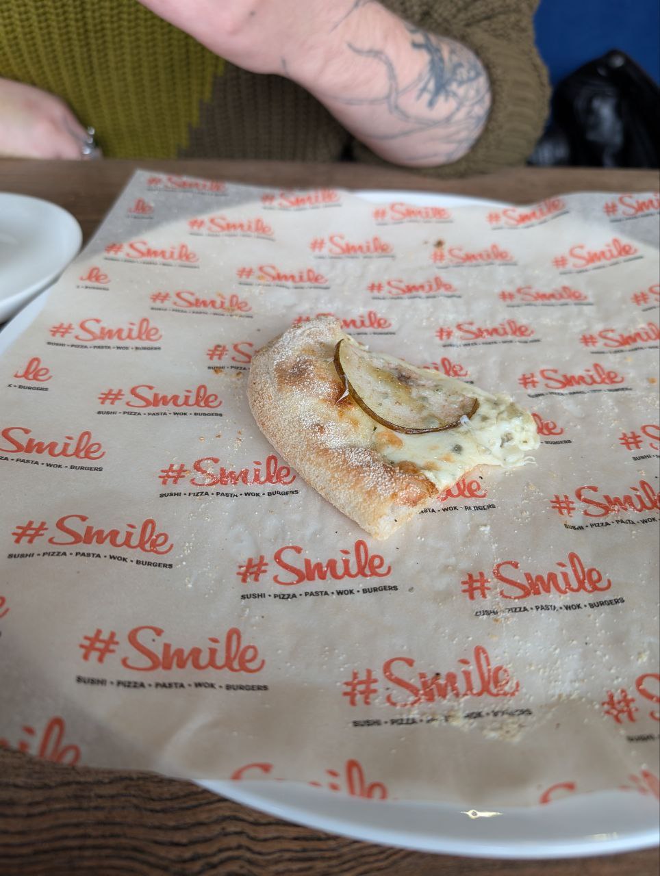 Пицца в местном кафе