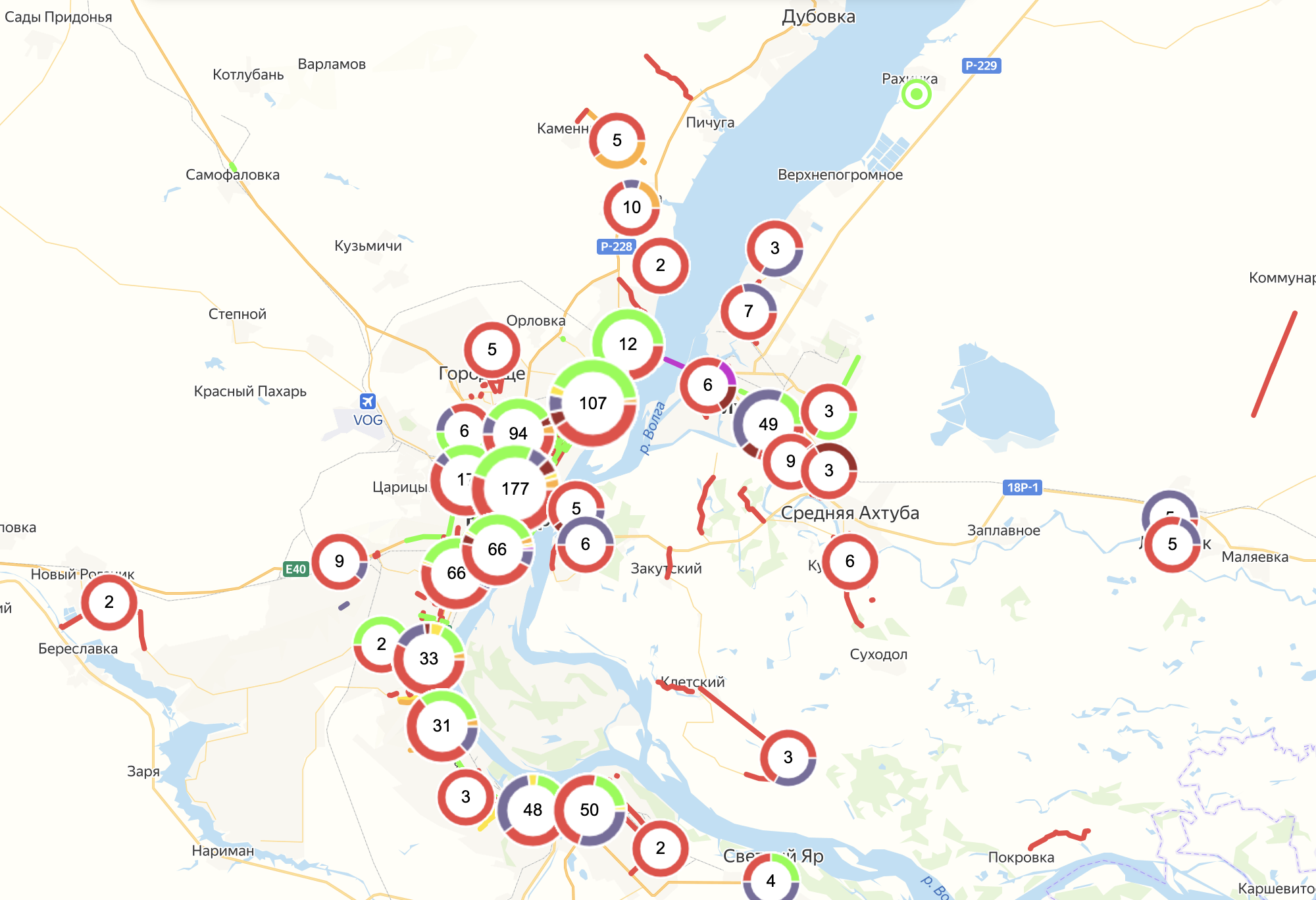 Красным на карте отмечают неисправные дороги, зеленым — отремонтированные. Источник: dorogi⁠-⁠onf.ru