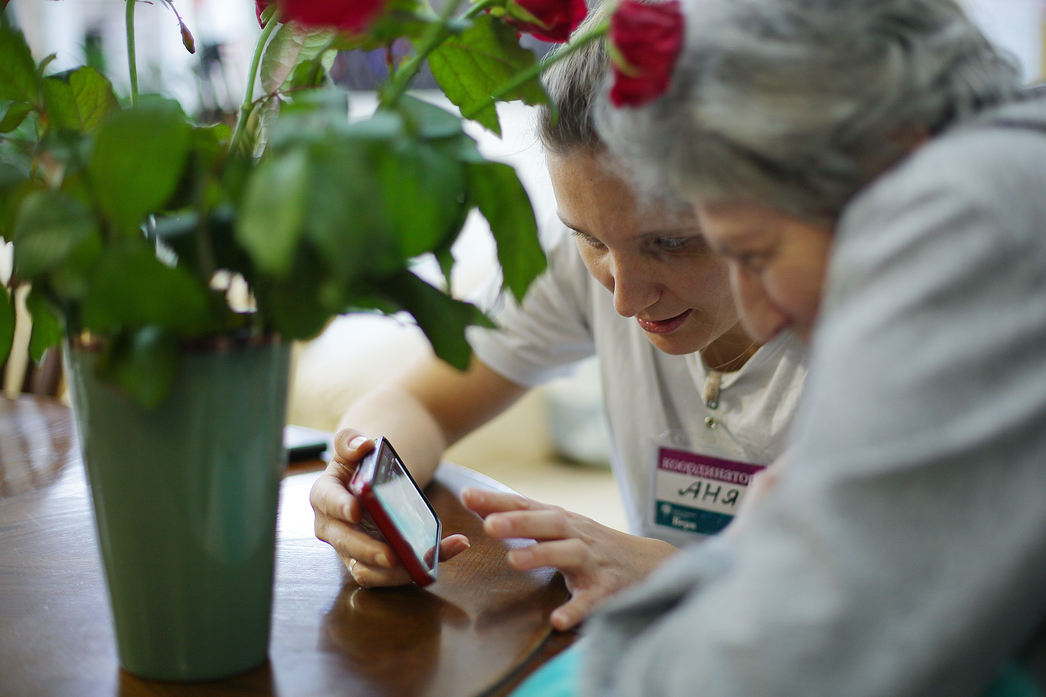 В хосписе всегда есть, что обсудить
