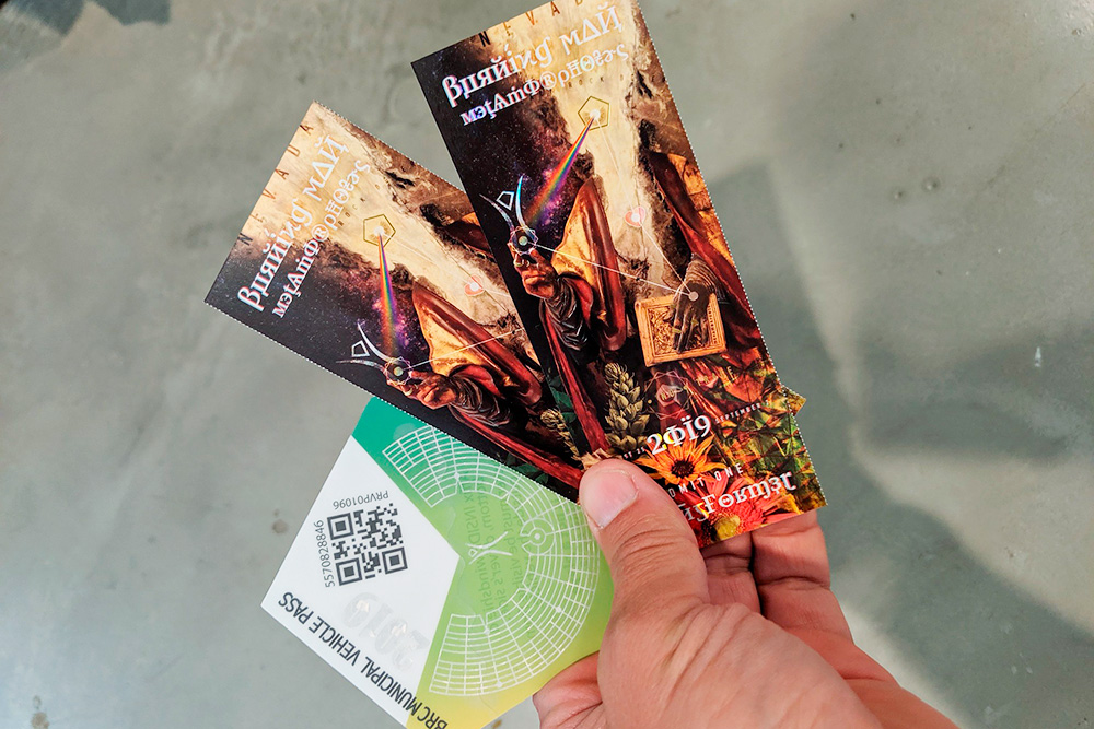 Пропуск на машину и билеты на фестиваль в 2019 году. Фото: Cory Doctorow / Flickr
