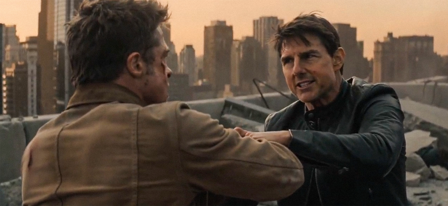 Нейросеть See­dance 2.0​ создает киносцены с Томом Крузом и Брэдом Питтом. Голливуд потребовал это прекратить