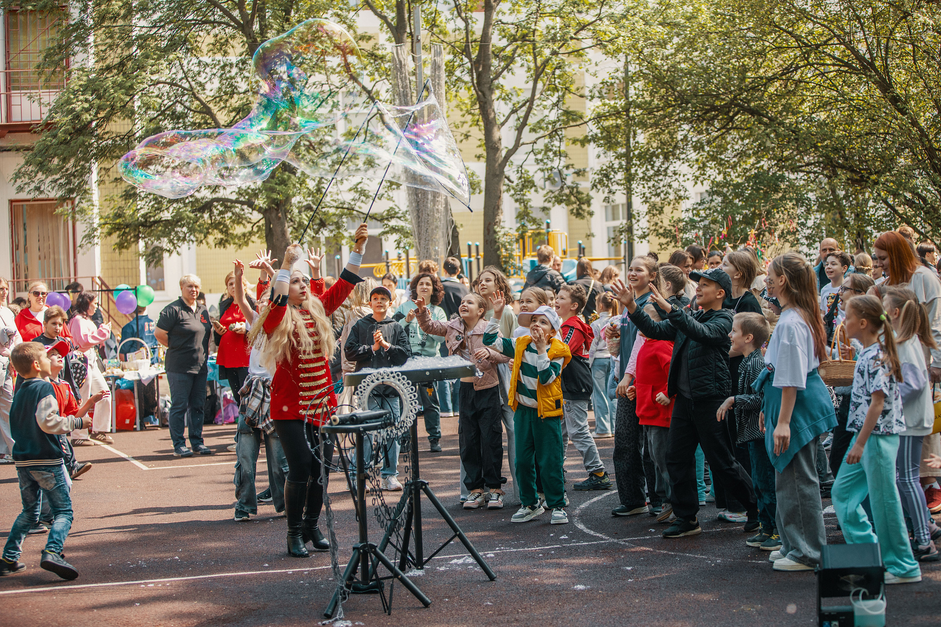 Благотворительная ярмарка "АиФ.Доброе сердце"
