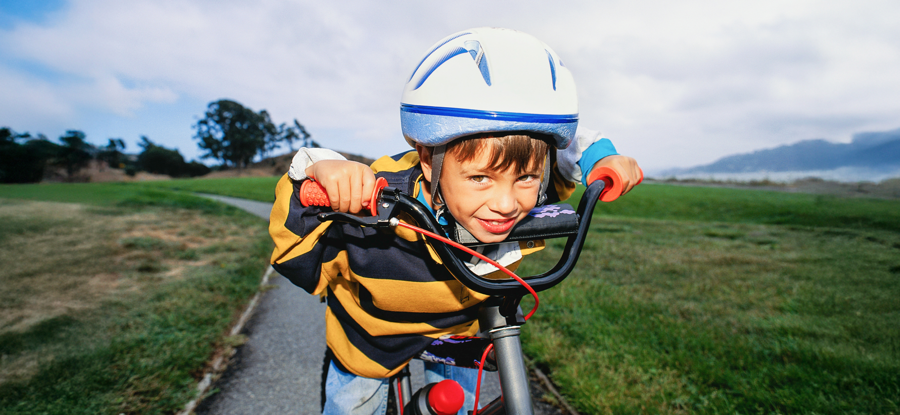 Ваш ребенок занимается спортом, творчеством или чем-то еще? Расскажите об этом