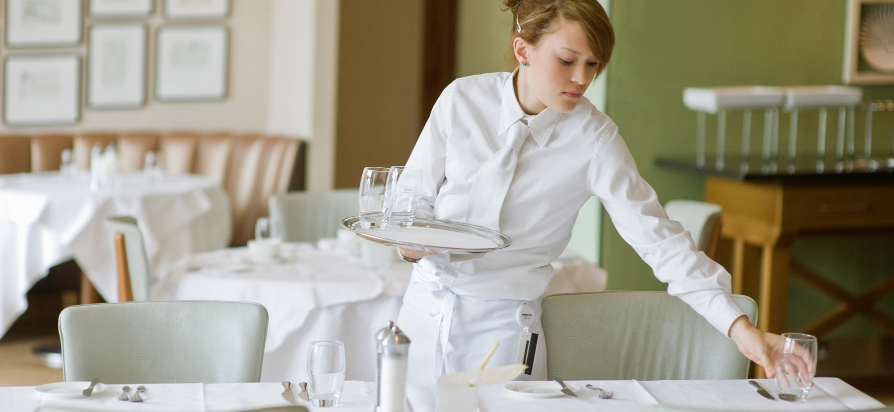9 вещей в рестора­нах, которые бесят больше всего