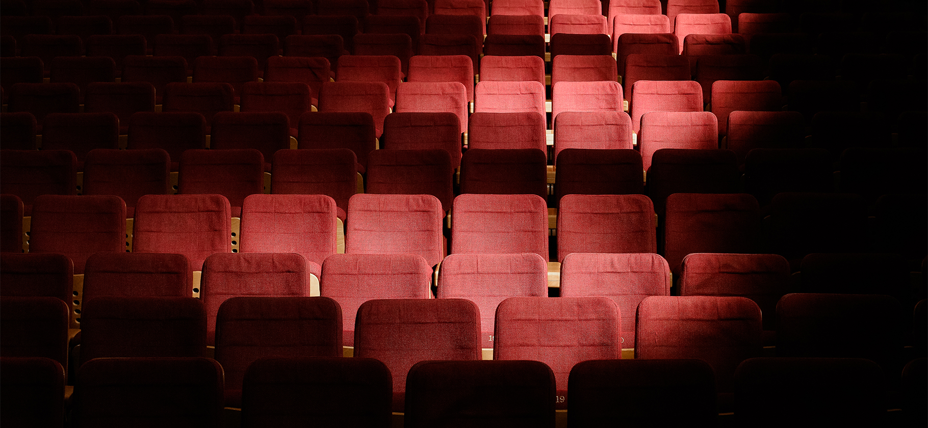 Как закрытие кинотеатров может повлиять на экономику