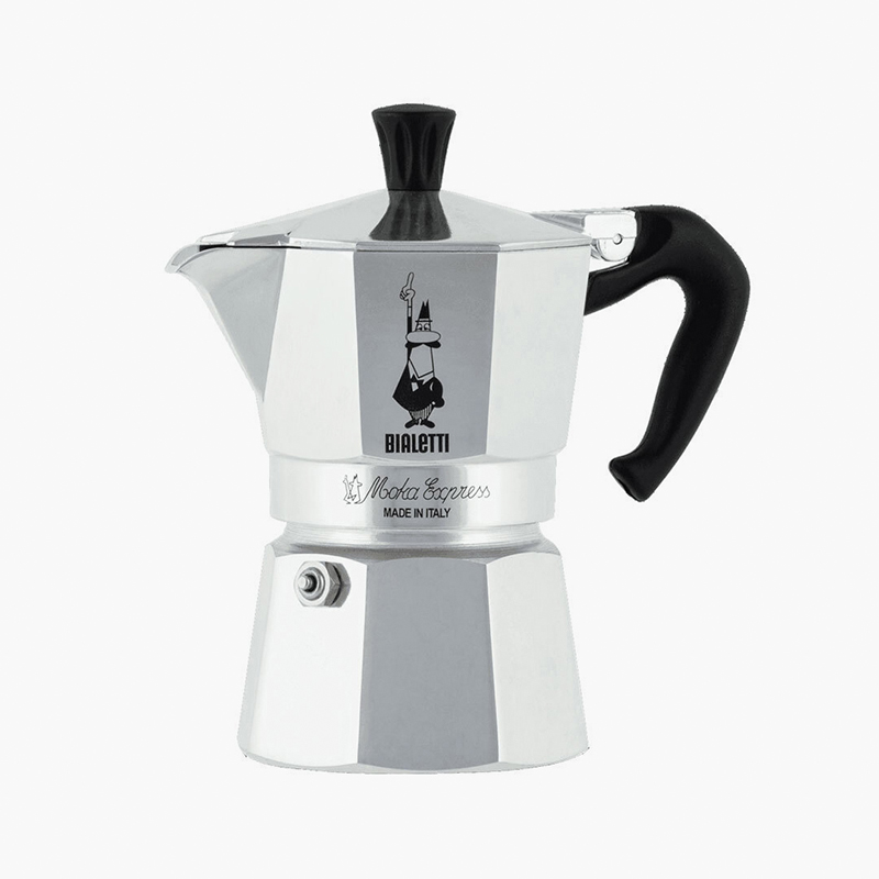 Bialetti Moka Express на 6 чашек от компании — родоначальника гейзерных кофеварок — 3699 ₽