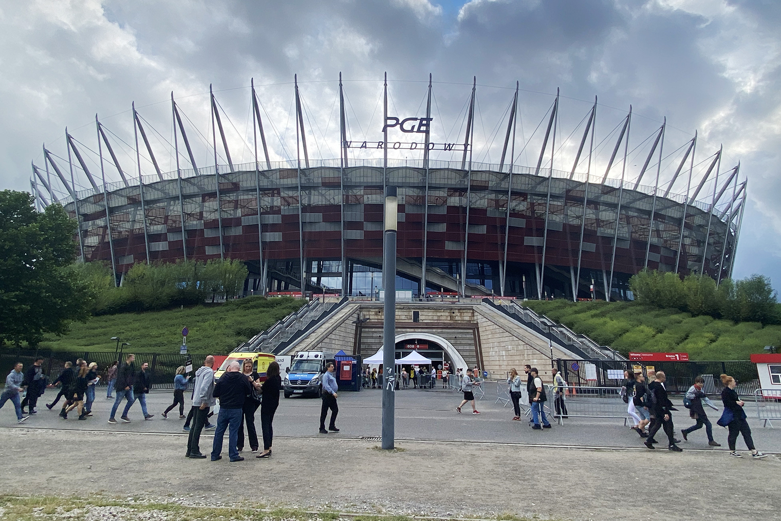 Варшавский Национальный стадион снаружи