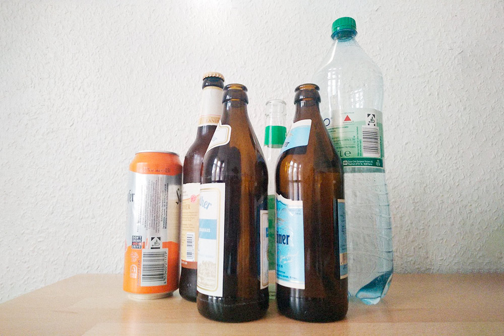 Чтобы сдать бутылки, их не нужно никак предварительно мыть и чистить