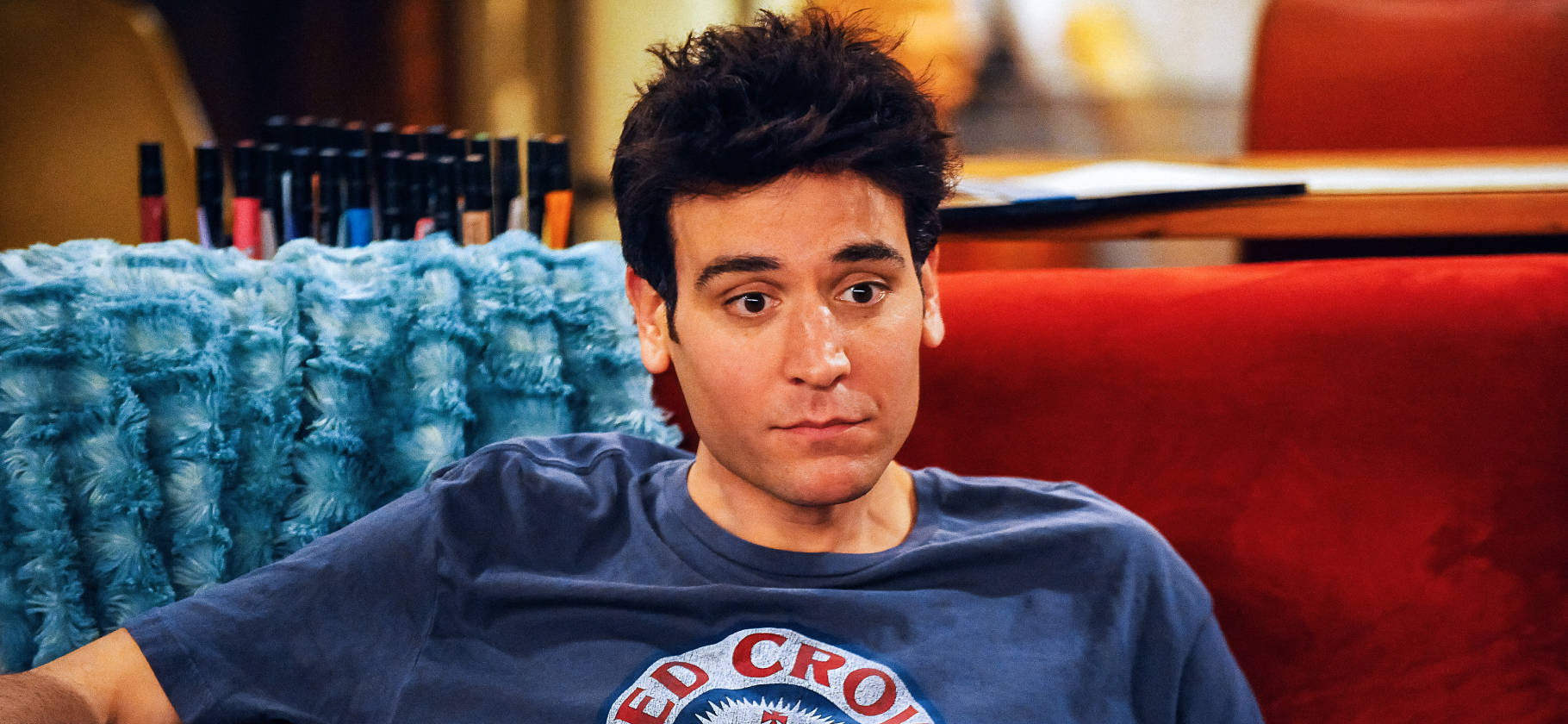 «Нерешительность и желание усидеть на двух стульях»: 15 невыносимых героев из сериалов