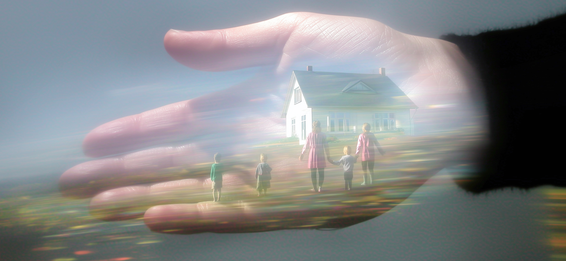 «Мне надо было немного — просто чтобы никто не бил»: как мамам помогают оставить детей в семье