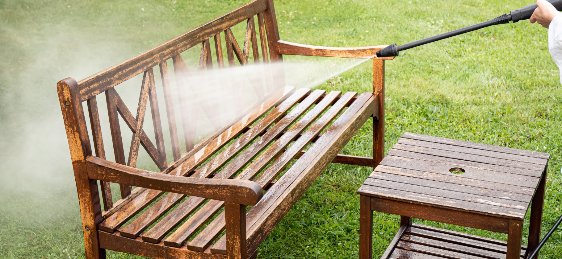 22 полезных товара для уборки на даче и в загородном доме