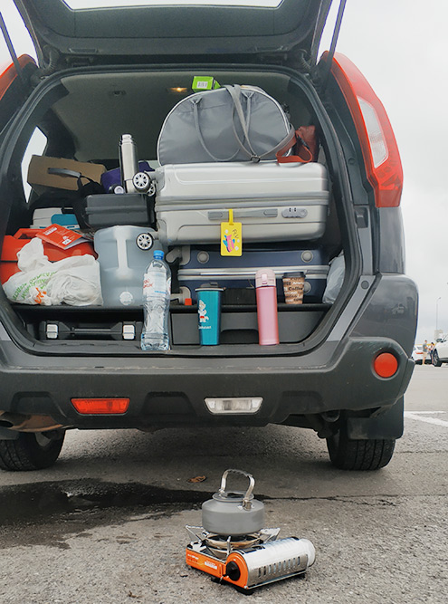 Так выглядит вместительный багажник в начале путешествия
