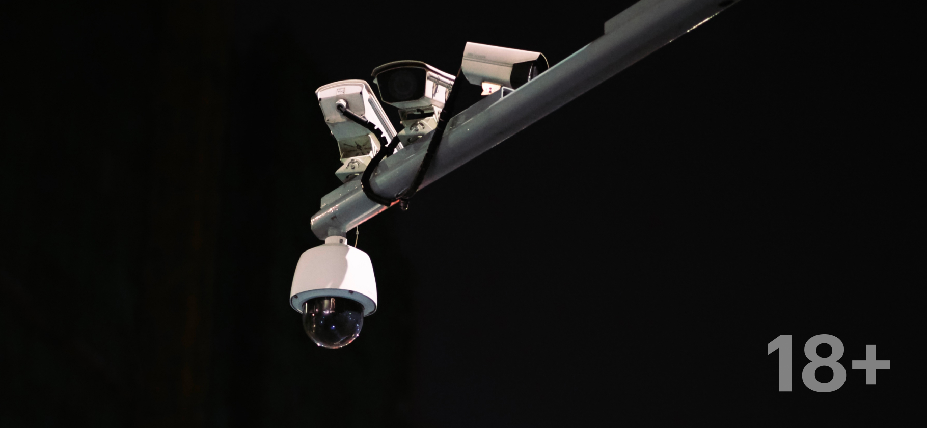 «Стреляли в толпе из травмата и сни­мали на камеру»: 6 исто­рий об опас­ных ситуациях на улице