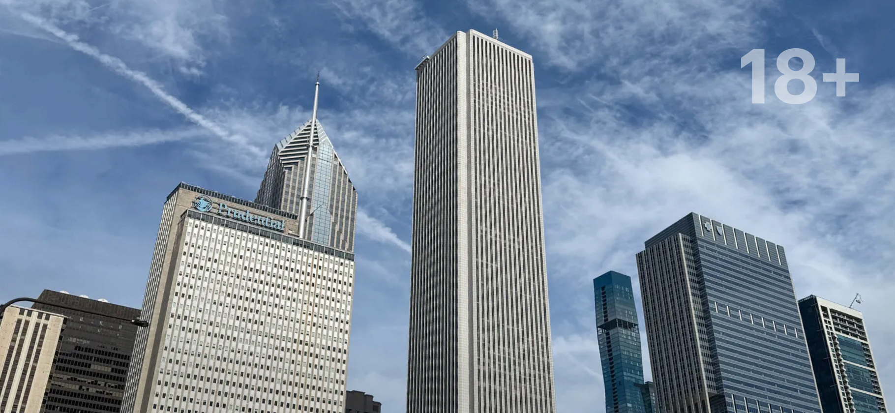 Церемония вручения гражданства США ​и праздничные посиделки: фотодень из жизни в Чикаго