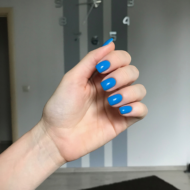Ногти идеального синего цвета, который я так хотела