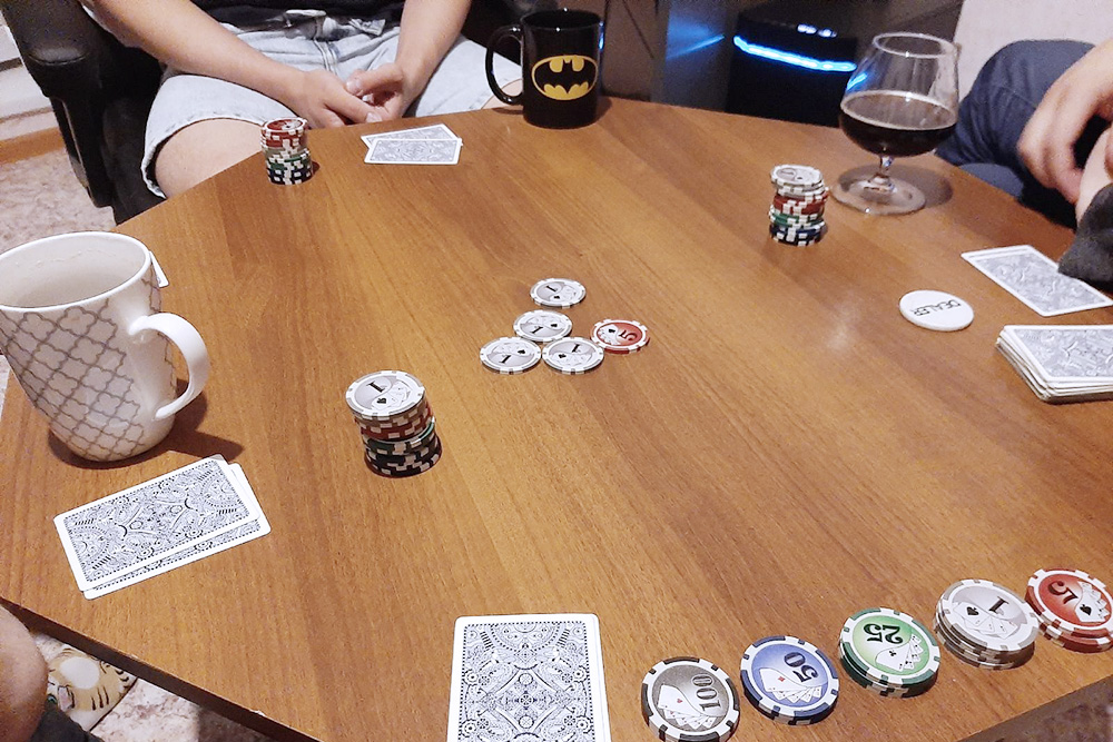 Играем в покер