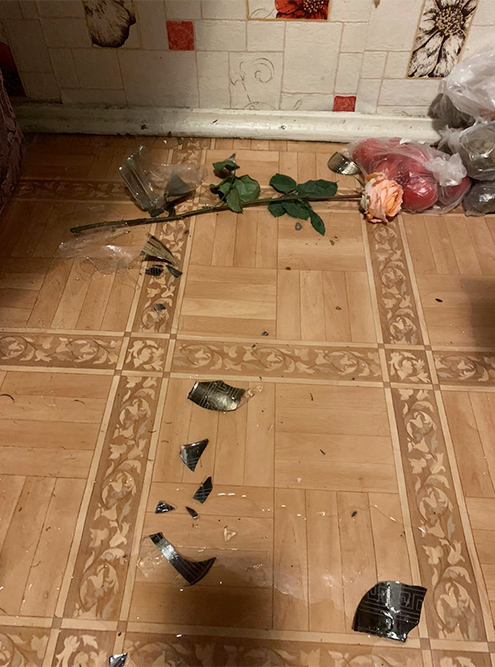 Разбитая ваза