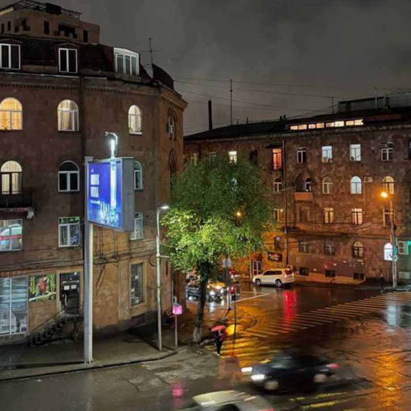 Просто красивый дождливый вечер в Ереване