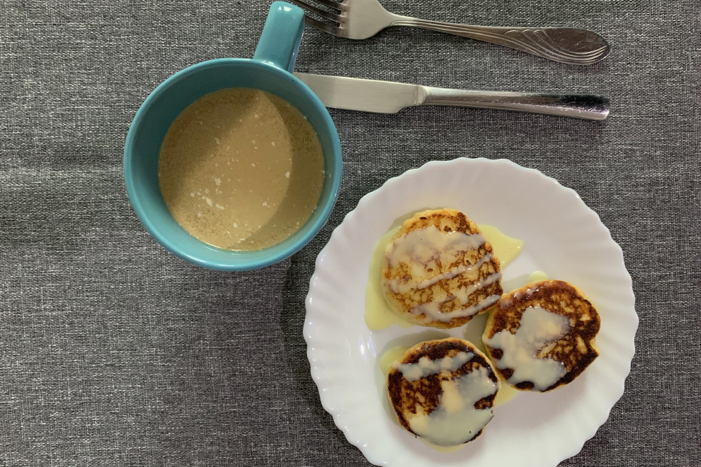 На завтрак — сырники и кофе